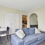 Appartement de 807 m² avec 3 chambre(s) en location à Vancouver