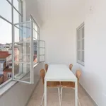 Rent a room in lisbon