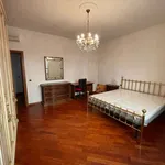 Rent 2 bedroom apartment of 110 m² in florence