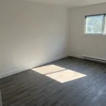 Appartement de 1237 m² avec 5 chambre(s) en location à Montreal