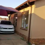 Rent 3 bedroom house in Tembisa