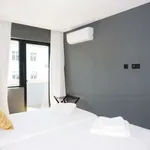 Rent 1 bedroom apartment of 65 m² in lisbon