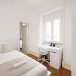 Rent a room in lisbon