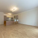 Pronajměte si 3 ložnic/e byt o rozloze 79 m² v letnany