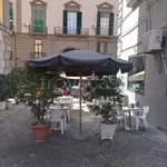 Affitto 2 camera appartamento di 35 m² in Napoli