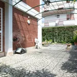 Rent 3 bedroom apartment of 90 m² in Roma