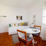 Rent 6 bedroom apartment in Lisbon