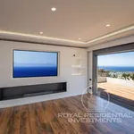 Rent 6 bedroom house of 550 m² in Greece