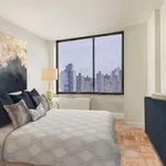 Rent 2 bedroom apartment in New York