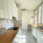 Rent 4 bedroom apartment of 90 m² in Paris