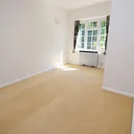 Flat to rent in Crown Lane, Farnham Royal, Slough SL2