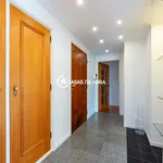 Rent 3 bedroom apartment of 93 m² in Vila Nova de Gaia