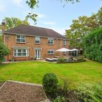 Rent 5 bedroom house in South East England