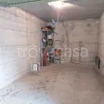 Affitto 3 camera appartamento di 64 m² in Desenzano del Garda