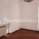 Rent 4 bedroom apartment of 170 m² in Voze