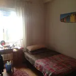 Rent a room in Madrid']