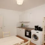 Rent a room of 77 m² in Berlin