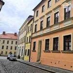 Pronajměte si 1 ložnic/e byt o rozloze 34 m² v Hradec Králové