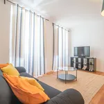 Rent 7 bedroom apartment of 140 m² in Lisboa