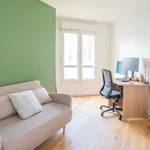 Appartement de 108 m² avec 4 chambre(s) en location à Puteaux