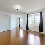 3 bedroom apartment of 2454 sq. ft in Aurora (Bayview Northeast)