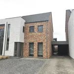 Huur 3 slaapkamer huis van 140 m² in Bree