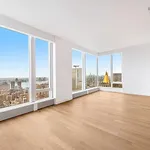 Rent 1 bedroom apartment of 114 m² in New York