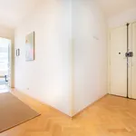 Pronajměte si 1 ložnic/e byt o rozloze 65 m² v Prague