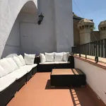 Rent 13 bedroom apartment in Barcelona