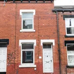 Rent 4 bedroom house in Leeds