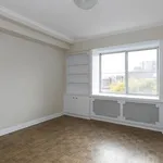 Appartement de 1679 m² avec 6 chambre(s) en location à Montreal