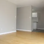 Appartement de 785 m² avec 2 chambre(s) en location à Edmonton