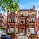 Rent 3 bedroom flat in London