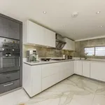 Rent 3 bedroom apartment in London