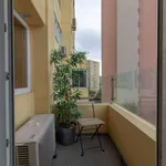 Rent 4 bedroom apartment of 160 m² in lisbon