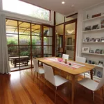 Rent 3 bedroom house in yarralumla