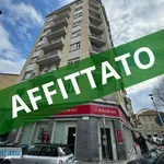 Affitto 2 camera appartamento di 64 m² in Turin