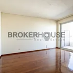 Rent 4 bedroom apartment of 182 m² in Athens