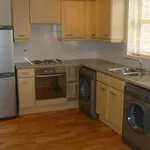 Rent 2 bedroom flat in Broxtowe