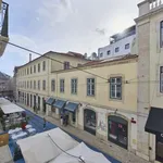 Rent a room in lisbon