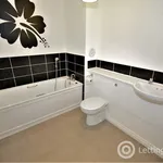 Rent 2 bedroom flat in Dunfermline