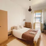 Rent 3 bedroom apartment in Porto