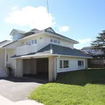 Rent 4 bedroom house in Auckland