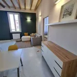 Rent 3 bedroom apartment of 85 m² in Milan