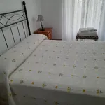 Rent 4 bedroom house in Huelva']