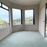 Rent 6 bedroom apartment in North Shore City