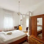 Rent 3 bedroom apartment of 113 m² in Budapest