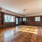 Rent 9 bedroom house of 350 m² in Wassenaar