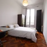 Rent 2 bedroom apartment of 10 m² in Barcelona