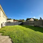 Rent 3 bedroom apartment of 80 m² in Limerzel